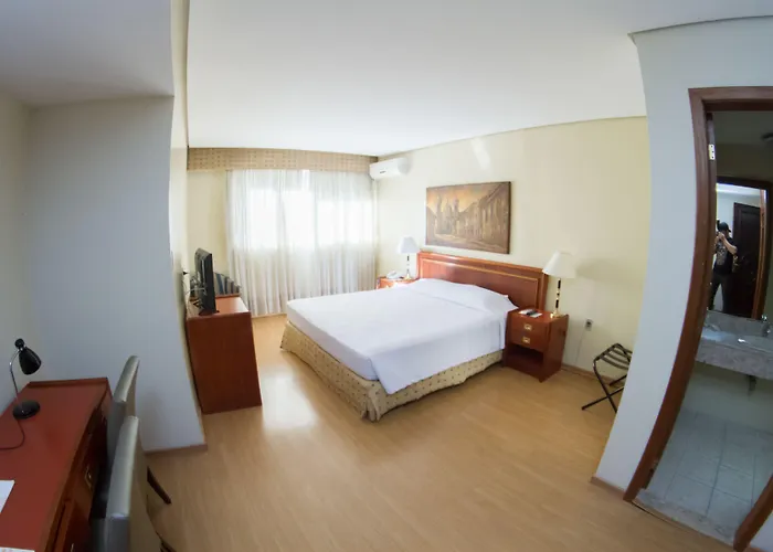 Hotel Fast10 Embaixador - Araujo Viana, Santa Casa, Palacio Do Governo